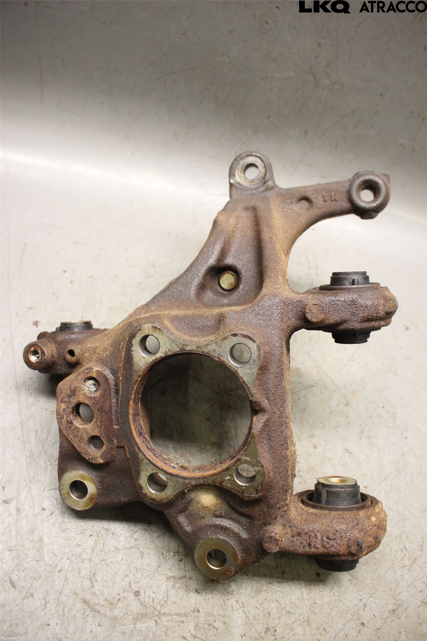 Toyota CAMRY 19-24 Spindel Hb