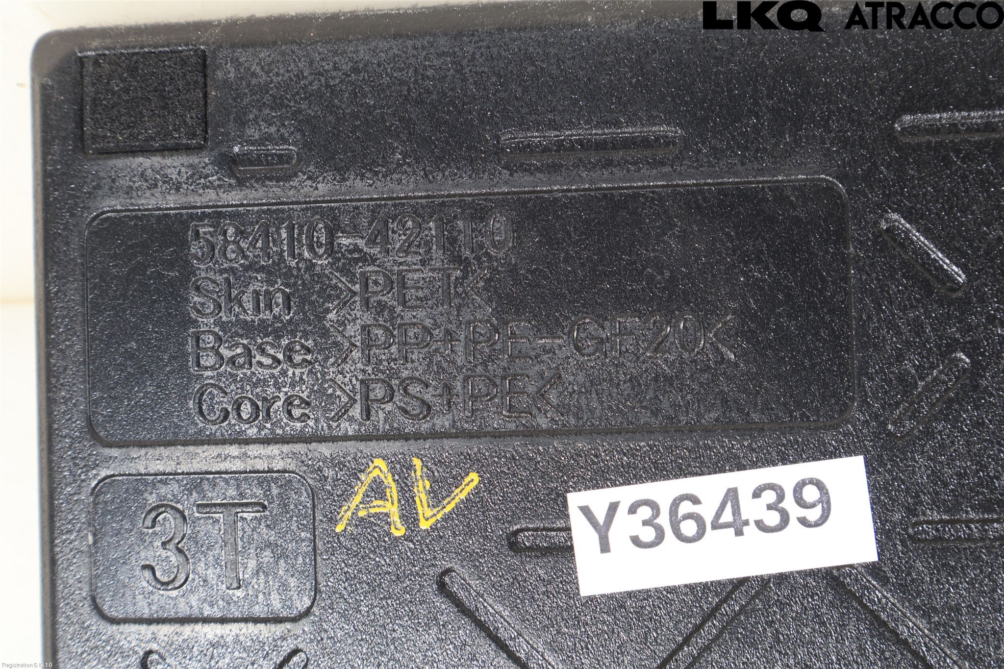 Toyota RAV4 19- Innr Bagasjeromkledsel