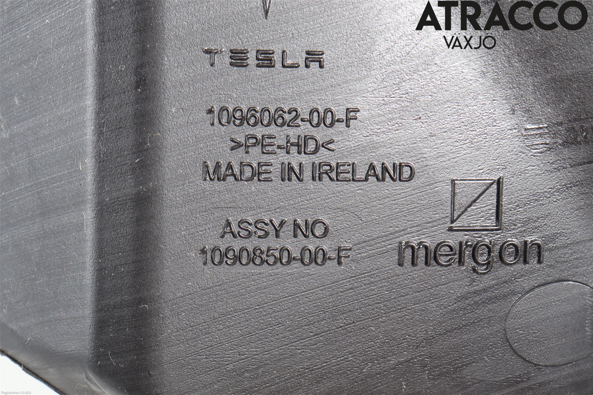 Tesla MODEL 3 17- Spylerbeholder Frontrute