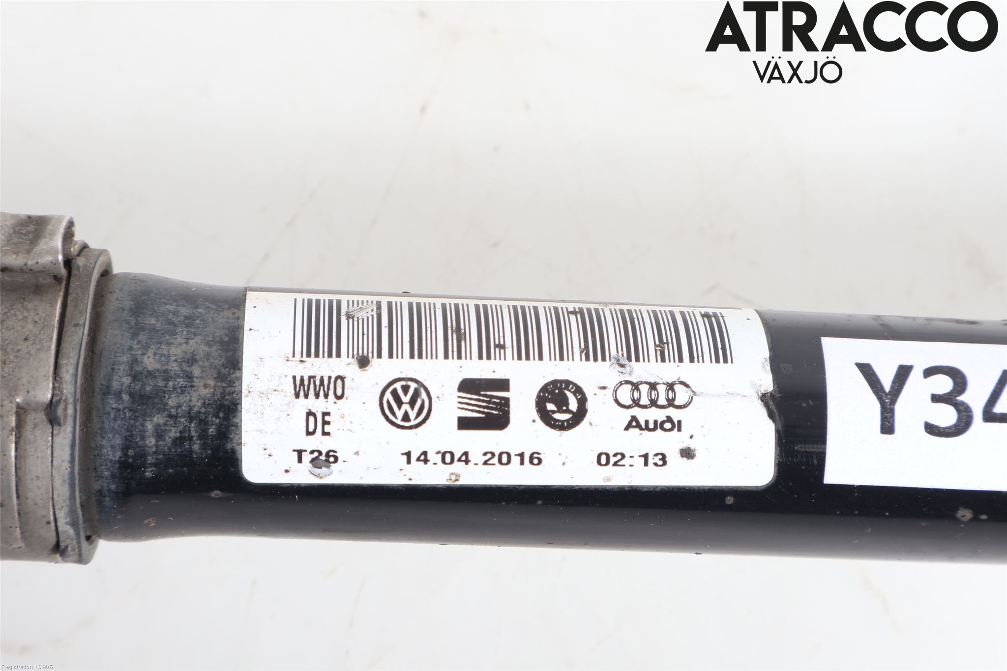 Volkswagen VW PASSAT 15-19 Drivaksel Foran Kompl Venstre