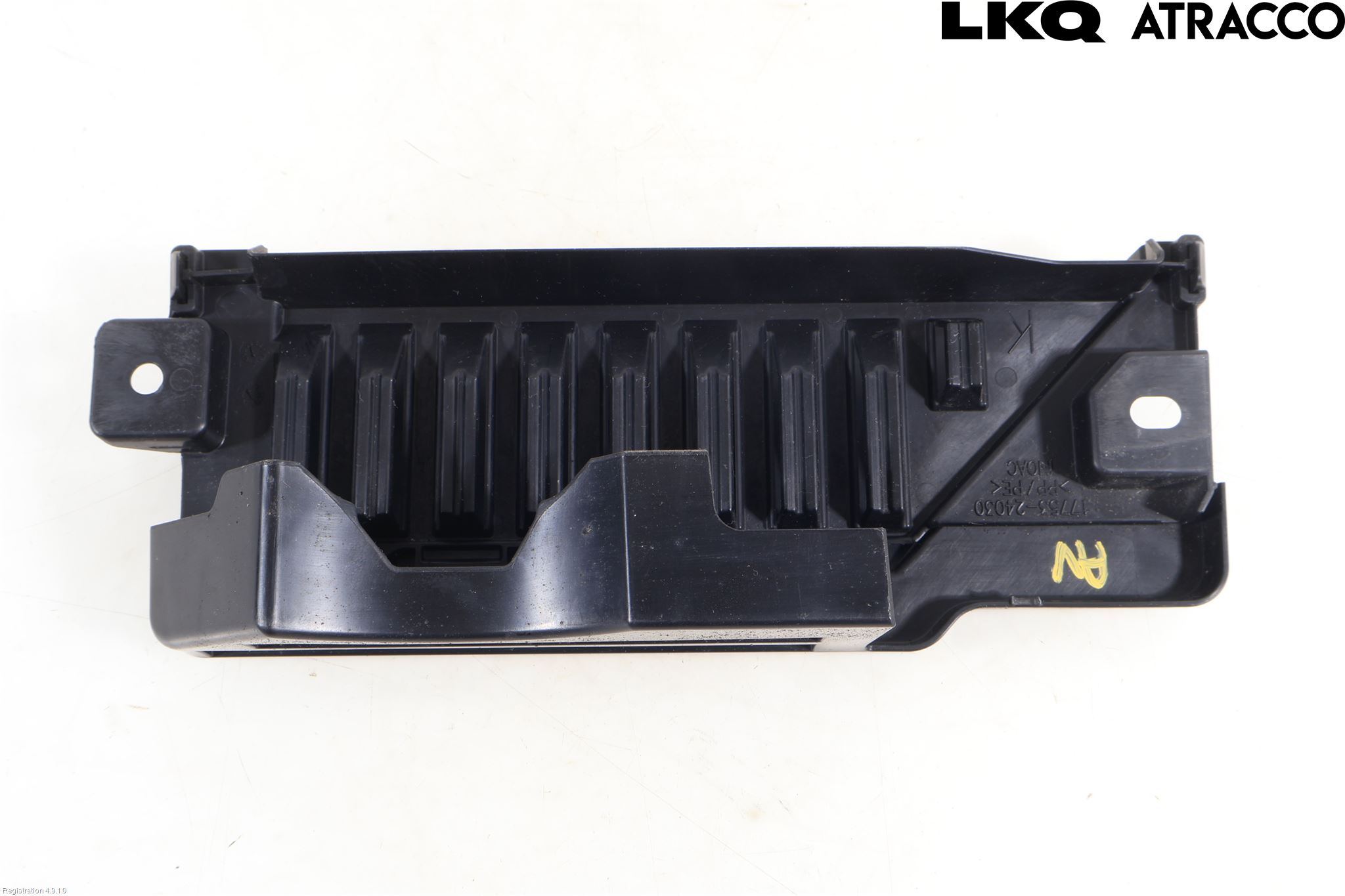 Toyota COROLLA CROSS XG10 22- Luftstyring Front