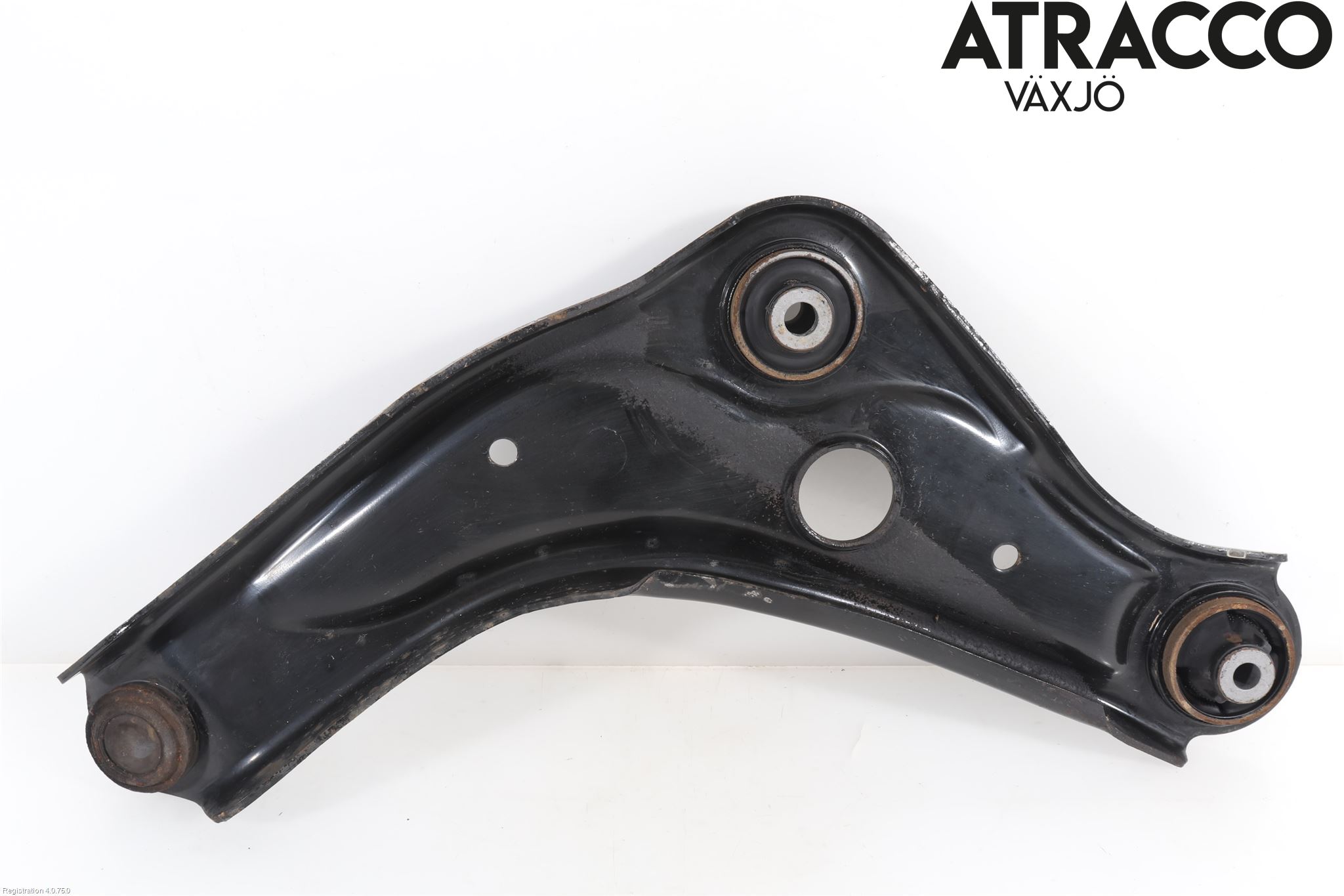Nissan QASHQAI 14-17 Bærearm Foran Høyre Nedre