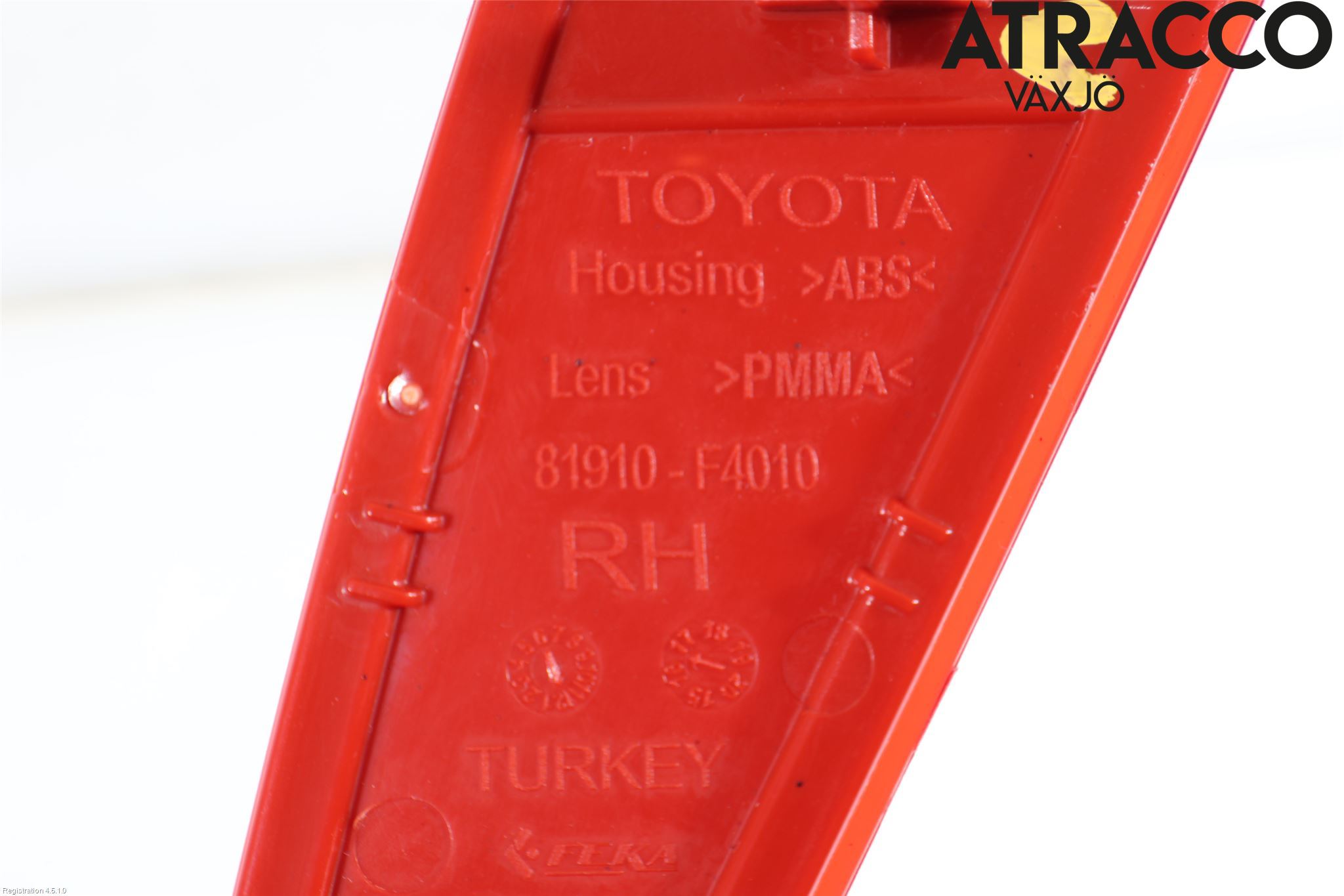 Toyota C-HR 16-23 Refleks Bak