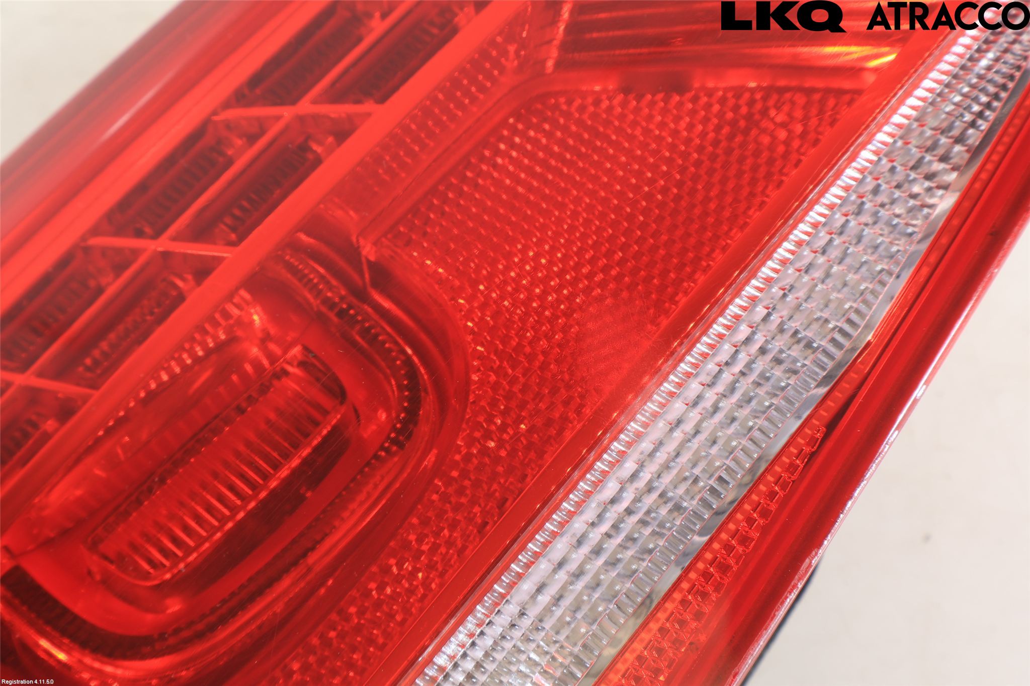 Volkswagen VW PASSAT 11-14 Baklykt Venstre  På Luke(Indre