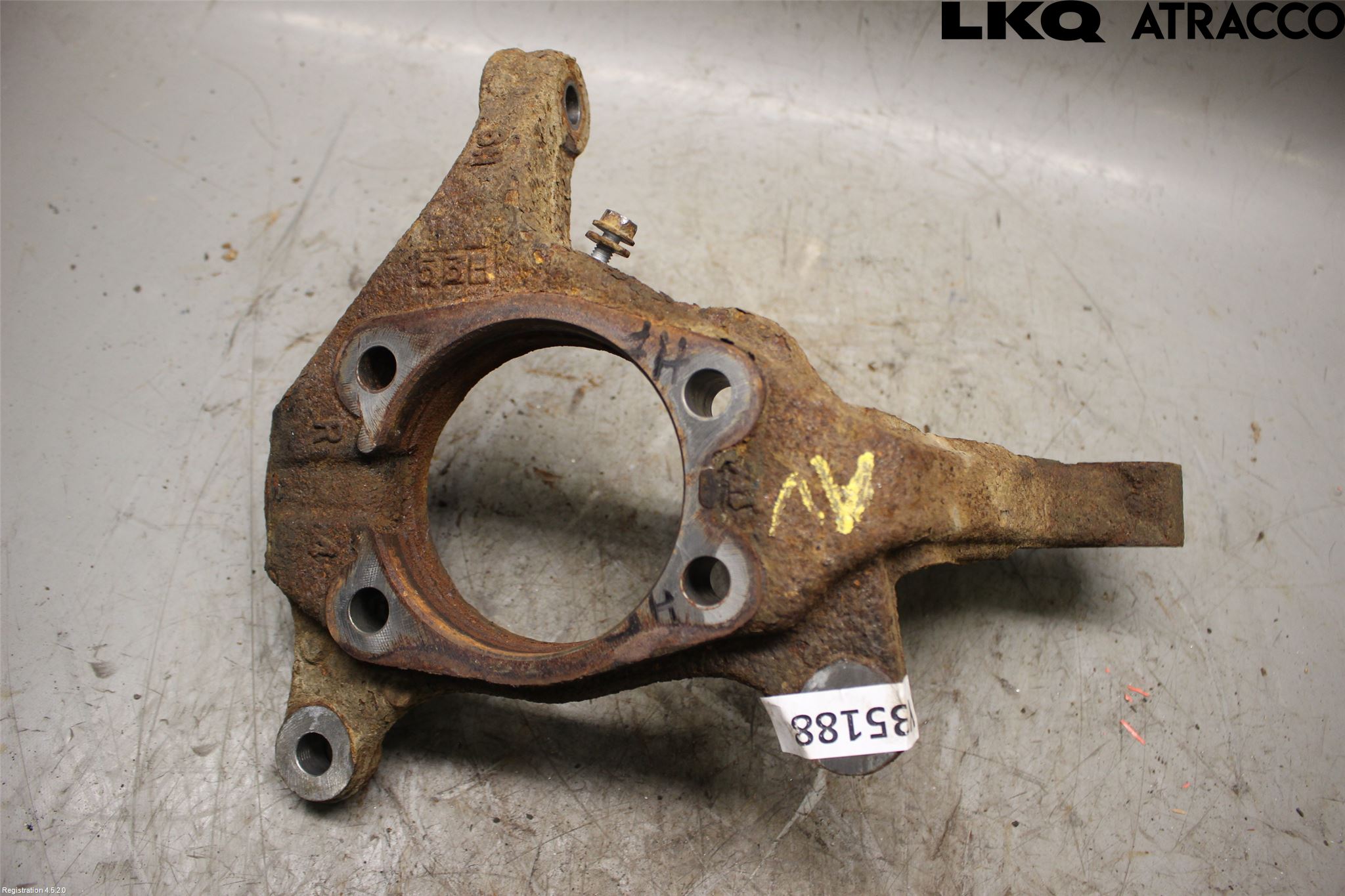 Lexus NX 300h 15-21 Spindel Hf