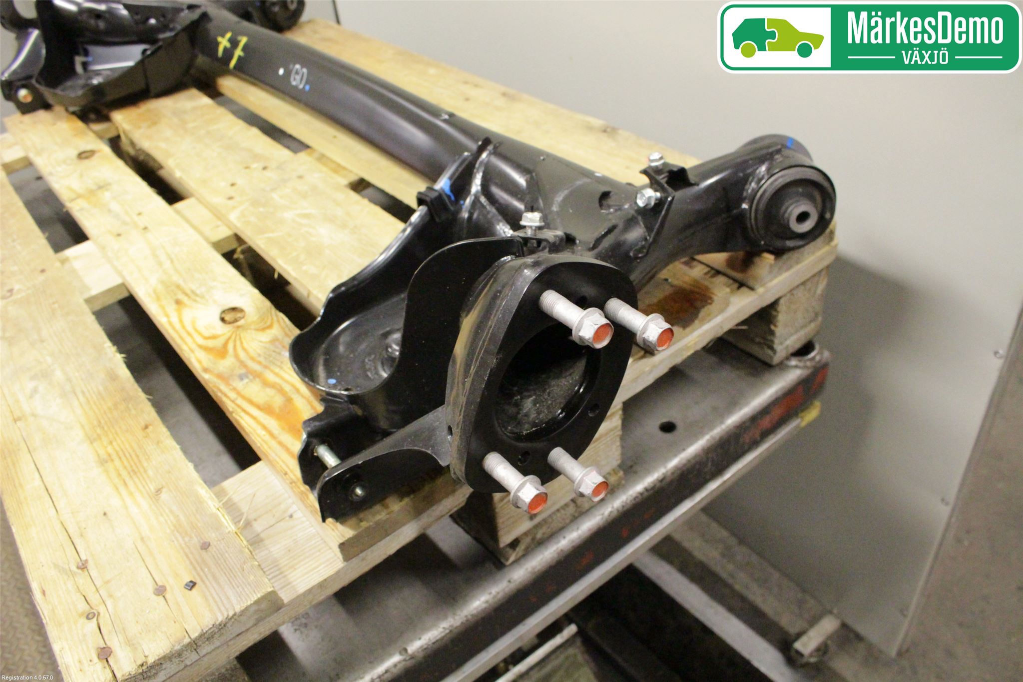 Honda HR-V 15-21 Bakaksel Feste Travers-Ramme