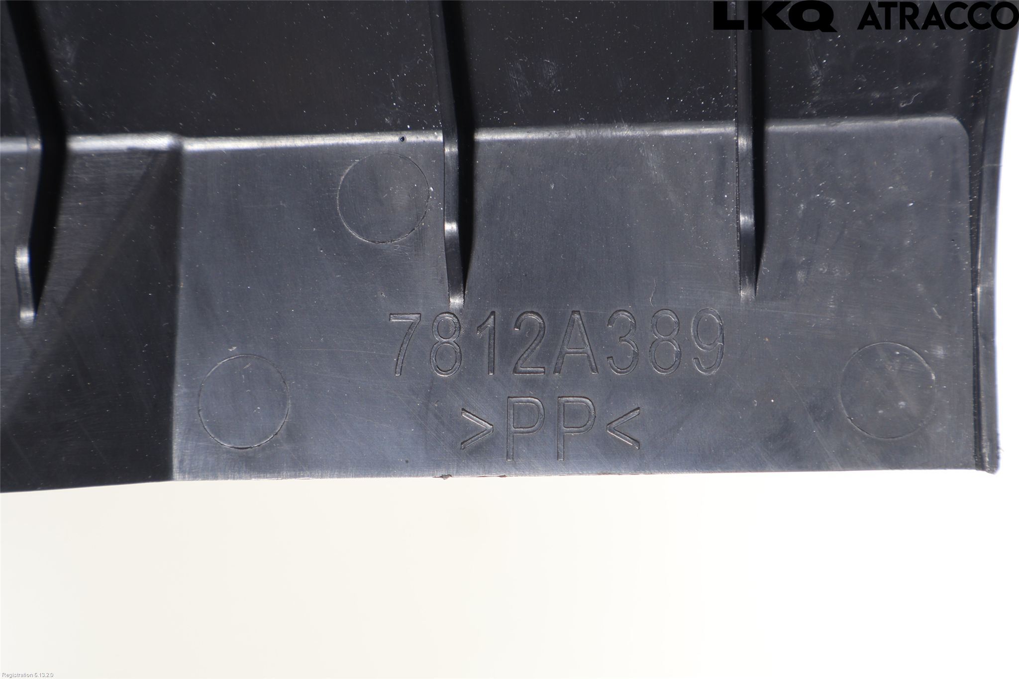 Mitsubishi OUTLANDER 13-21 Luftstyring Front