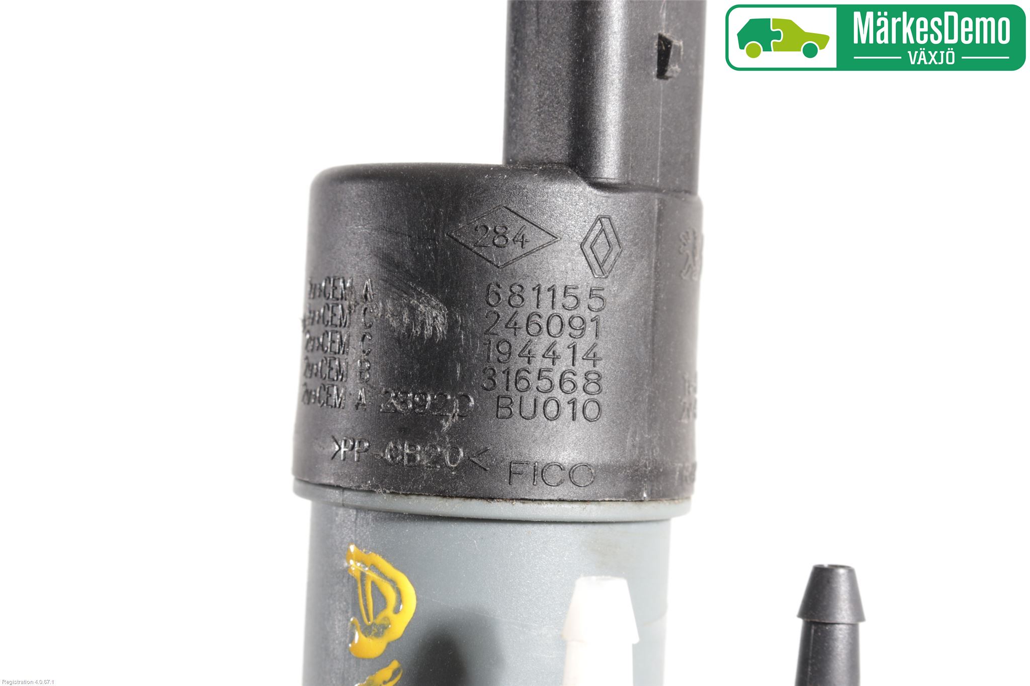 Nissan QASHQAI 14-17 Spylerpumpe Frontrute