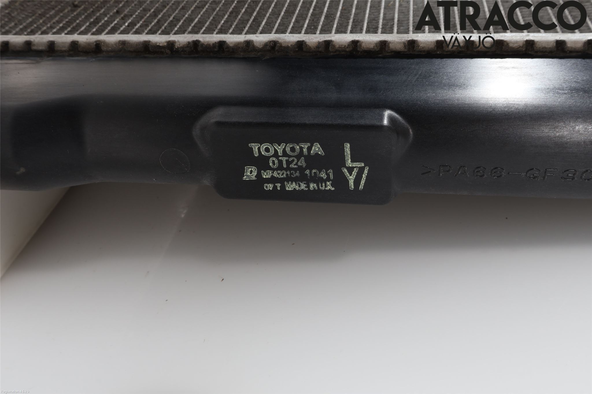 Toyota AURIS 13-19 Radiator Automat