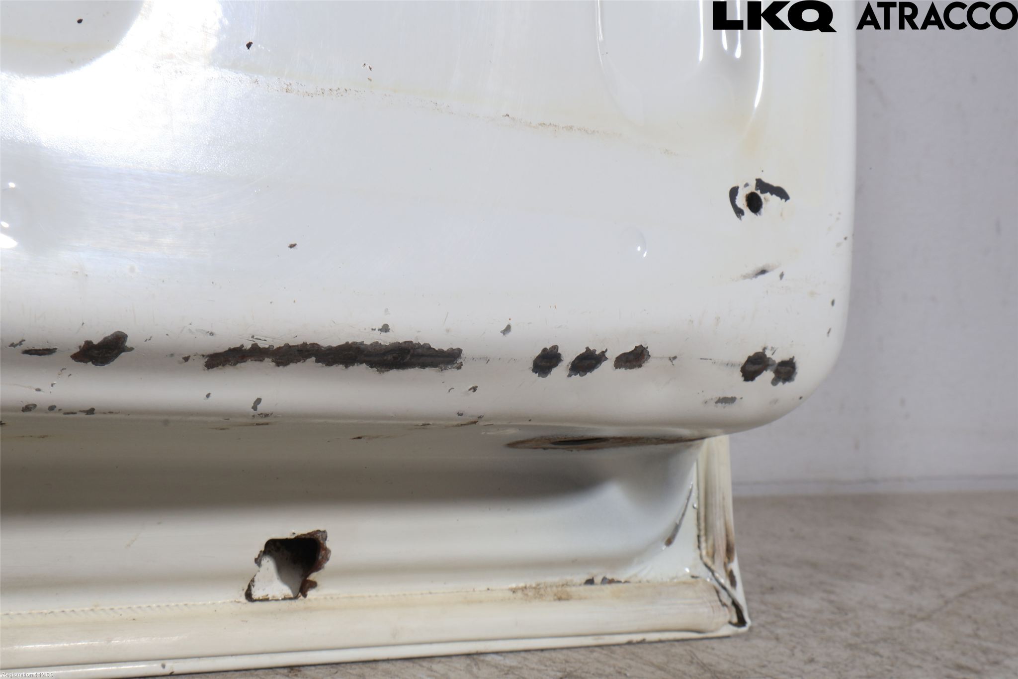 Toyota HILUX 16- Lasteplan Luke Bak