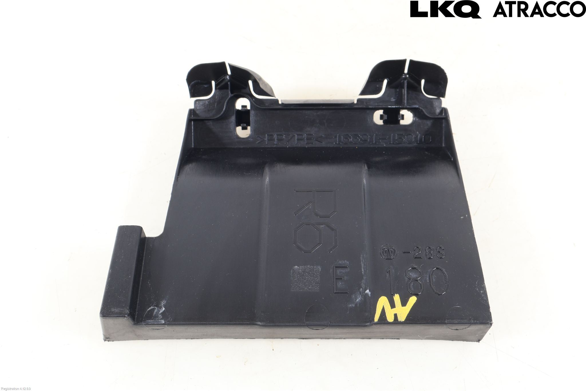 Lexus LBX 24- Luftstyring Front