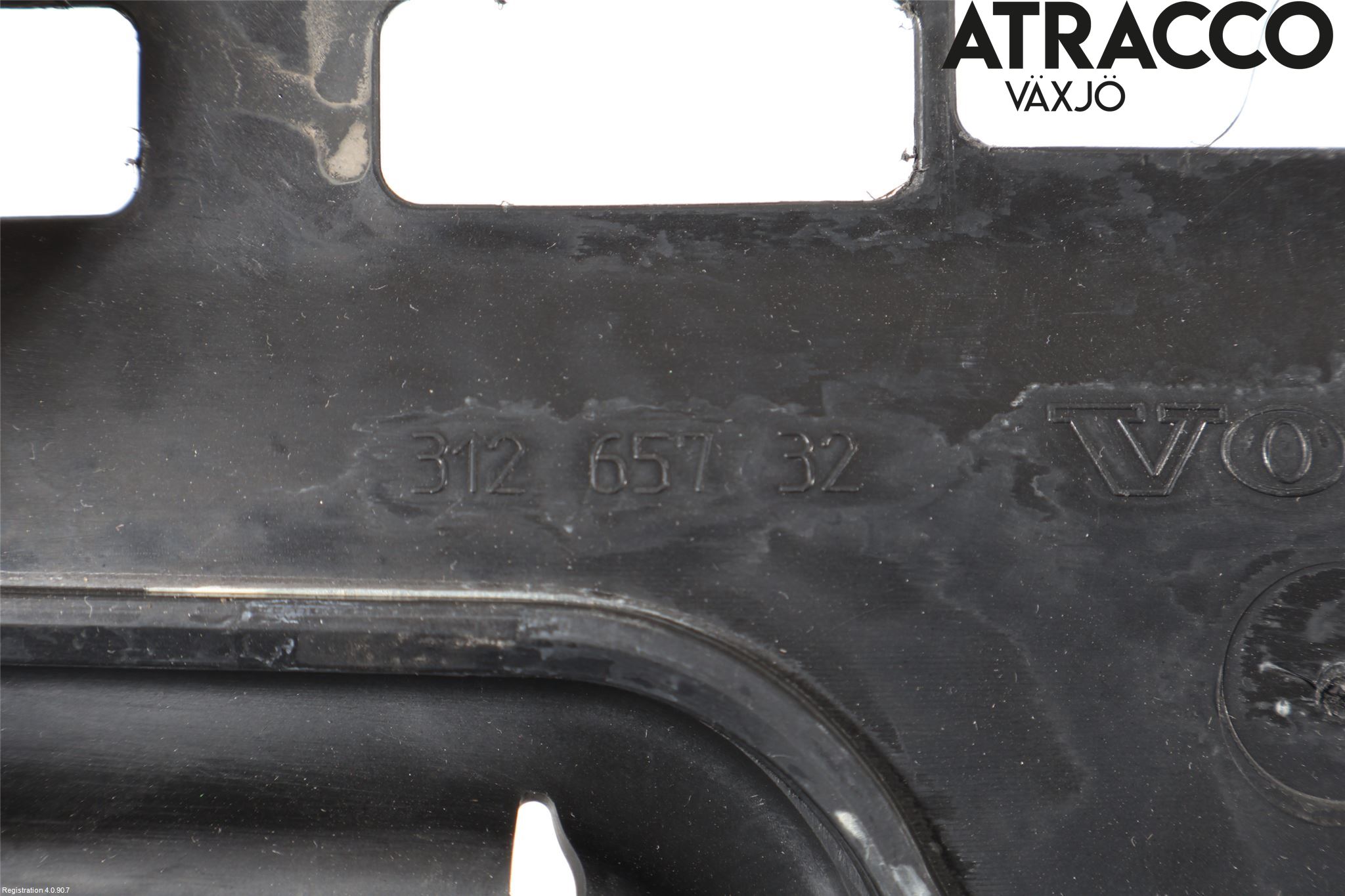 Volvo V60 11-13 Luftstyring Front