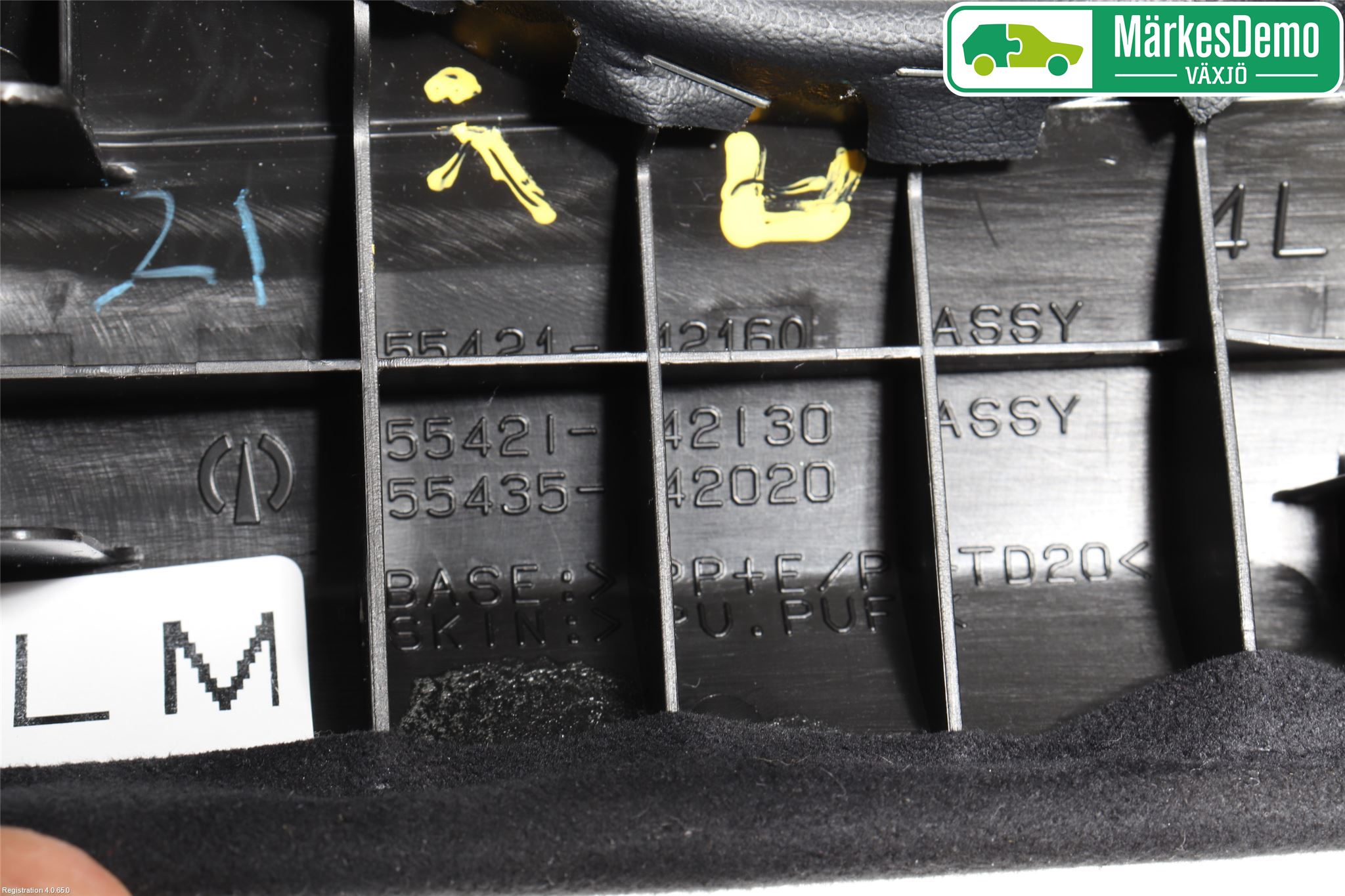 Toyota RAV4 13-18 Innr Dekor Instrbord