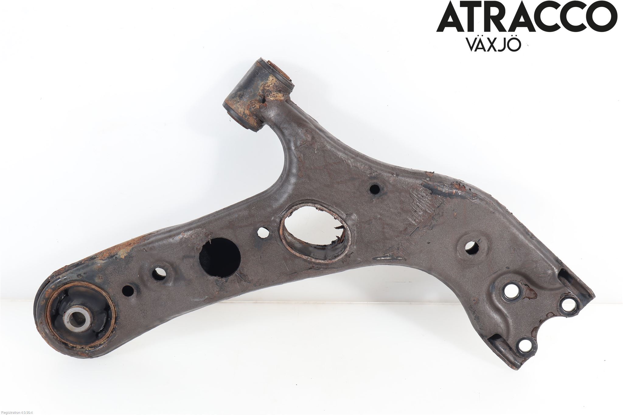 Toyota RAV4 13-18 Bærearm Foran Venstre Nedre