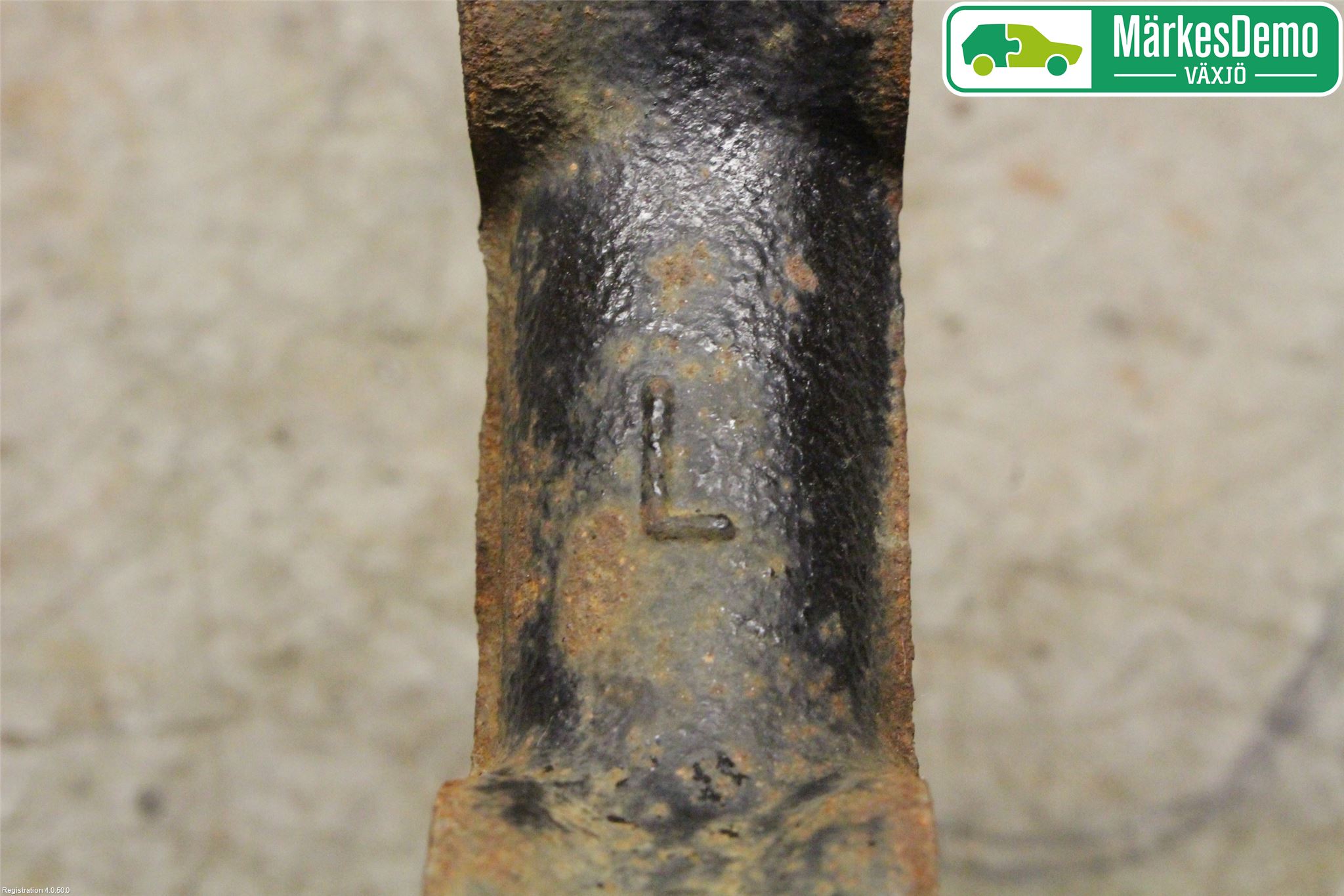 Toyota AURIS 13-19 Spindel Vf