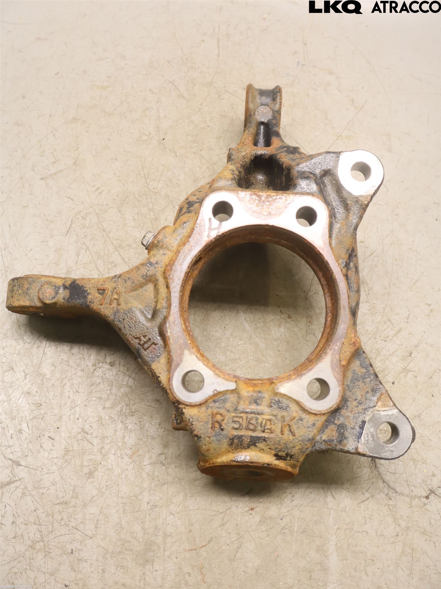 Toyota RAV4 19- Spindel Hf
