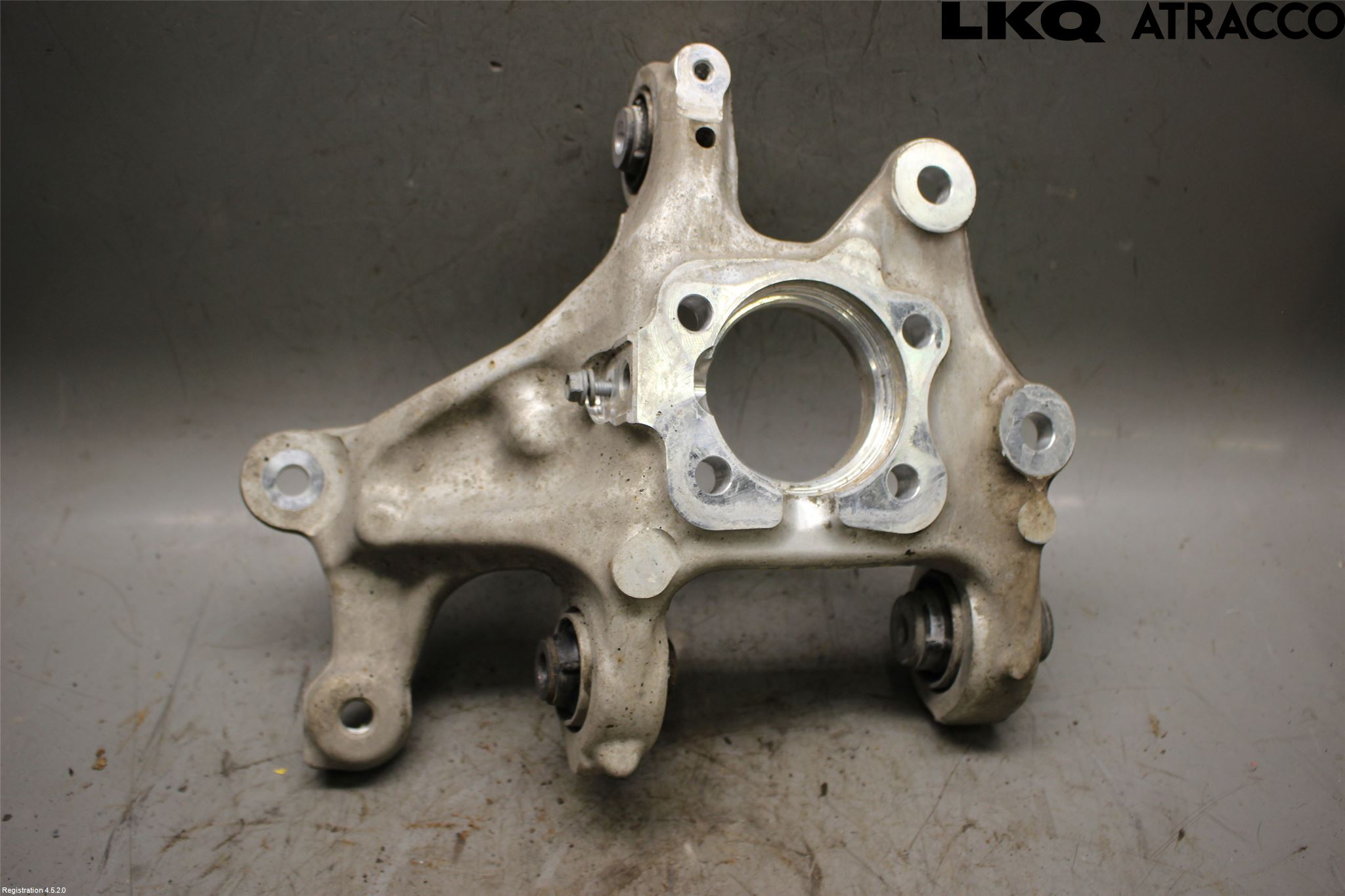 Toyota bZ4X EA10 22- Spindel Vb