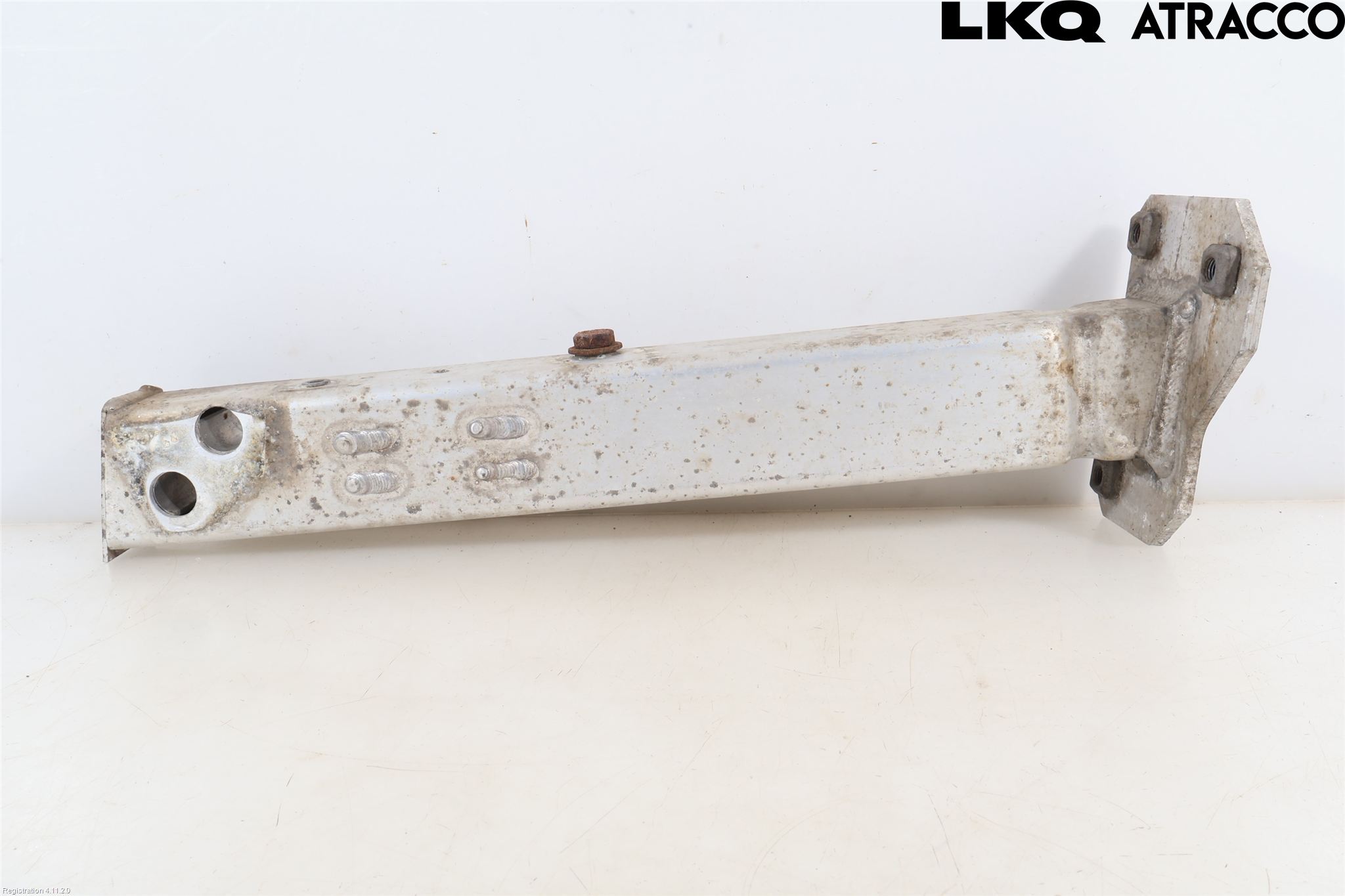Fiat 500L 13-19 Støtfanger Foran Feste