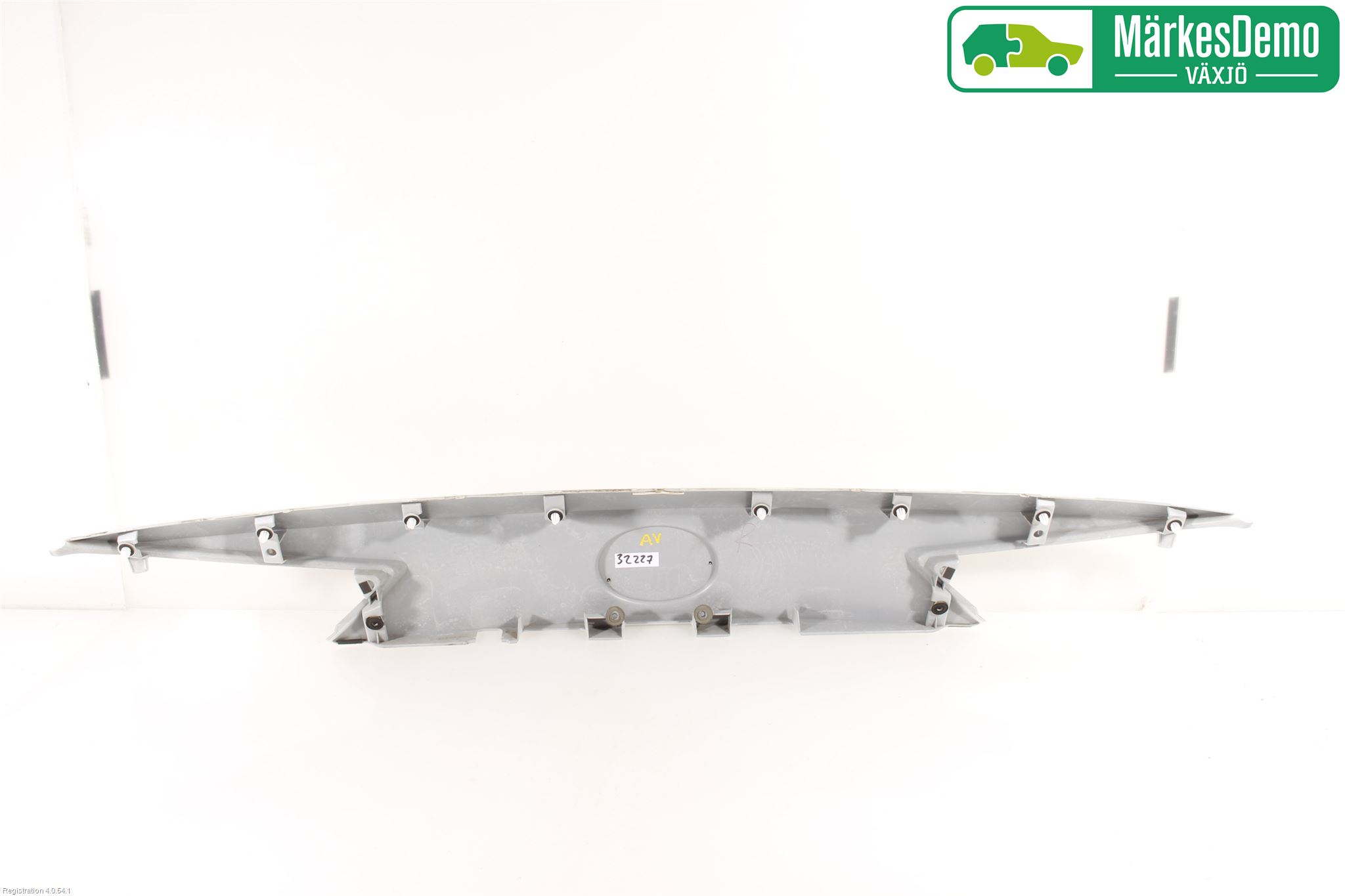 Toyota AURIS 13-19 Refleksplate - Skiltplate