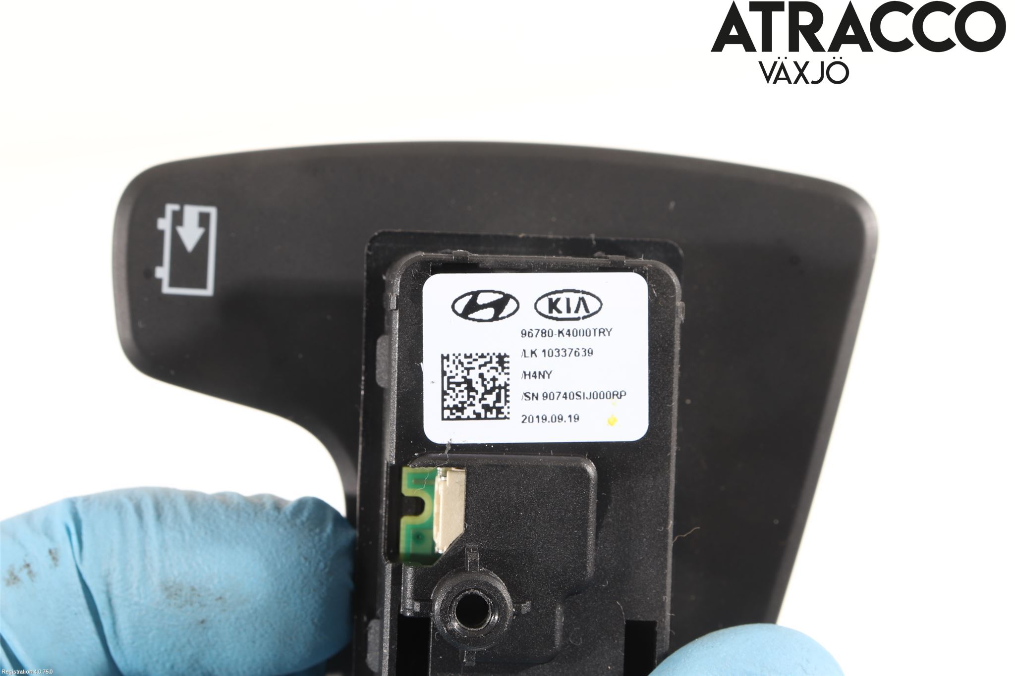 Hyundai KONA/ELECTRIC OS 18-23 Bryter Ratt Radio-Stereo
