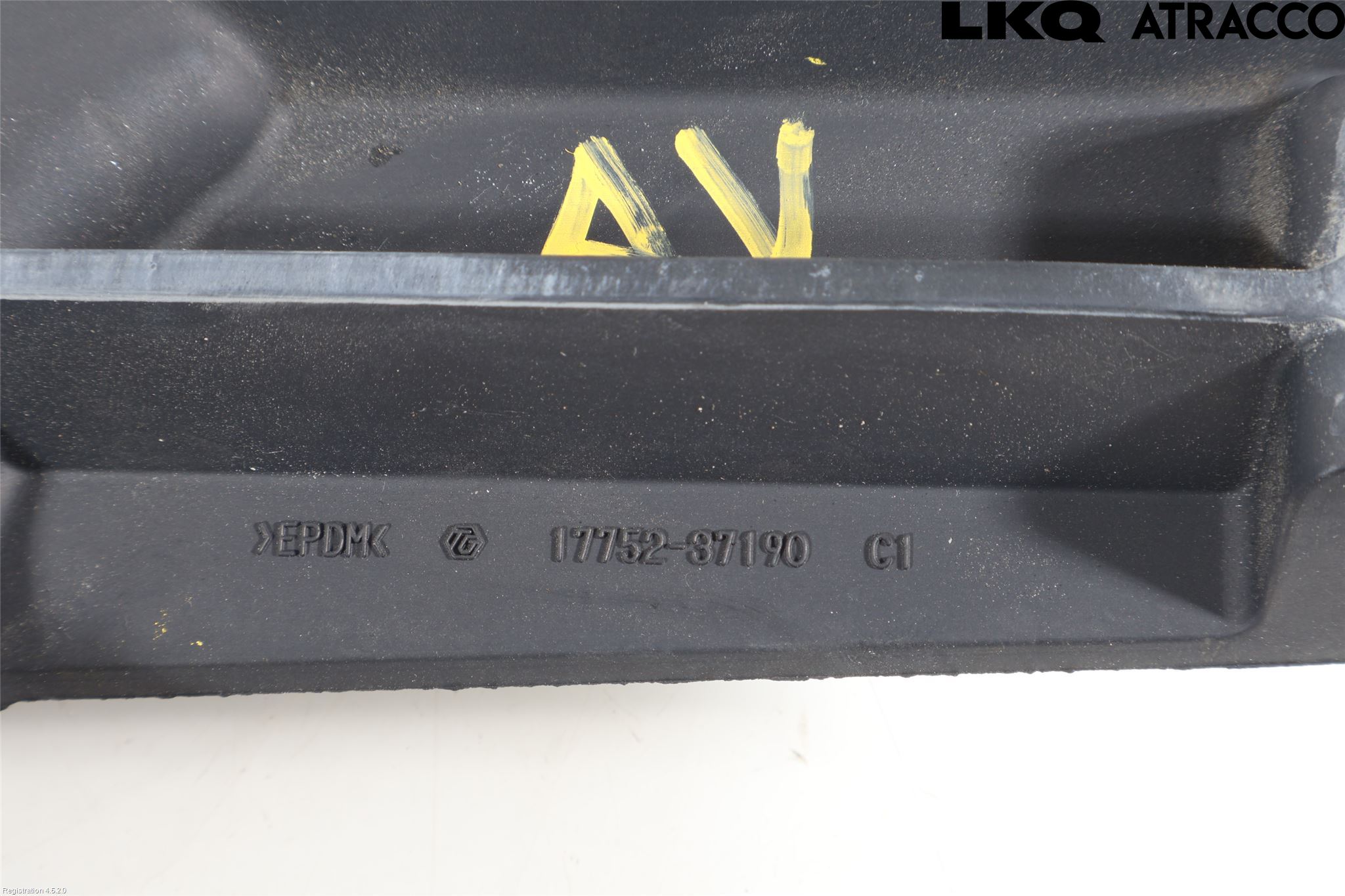 Toyota COROLLA CROSS XG10 22- Forg-Belg-Rør Mot Luftr