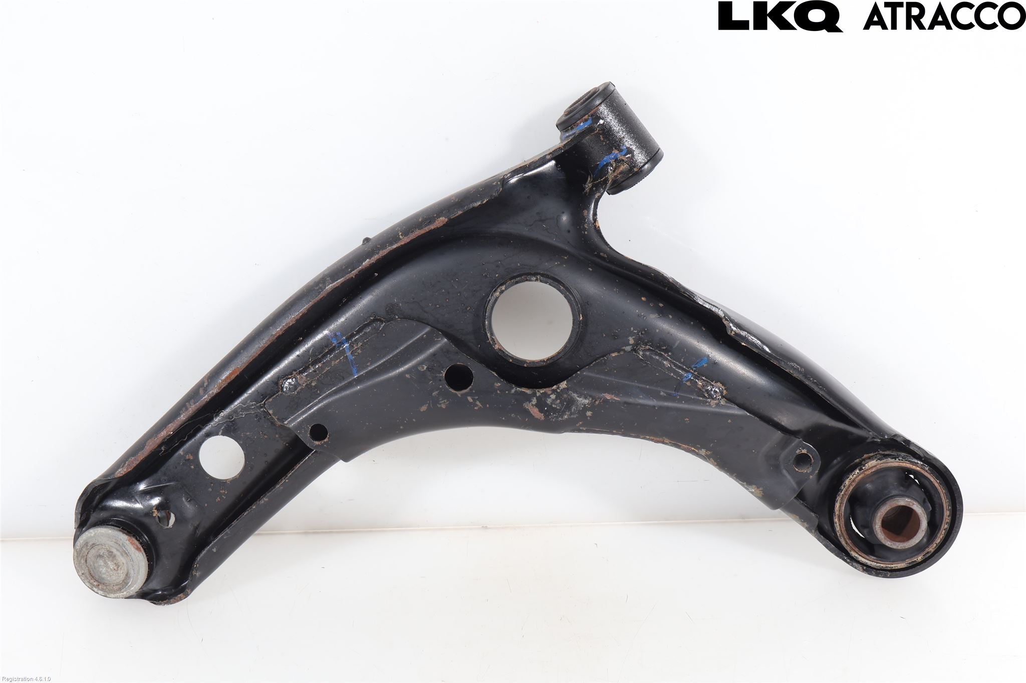 Toyota YARIS XP130 12-14 Bærearm Foran Høyre Nedre