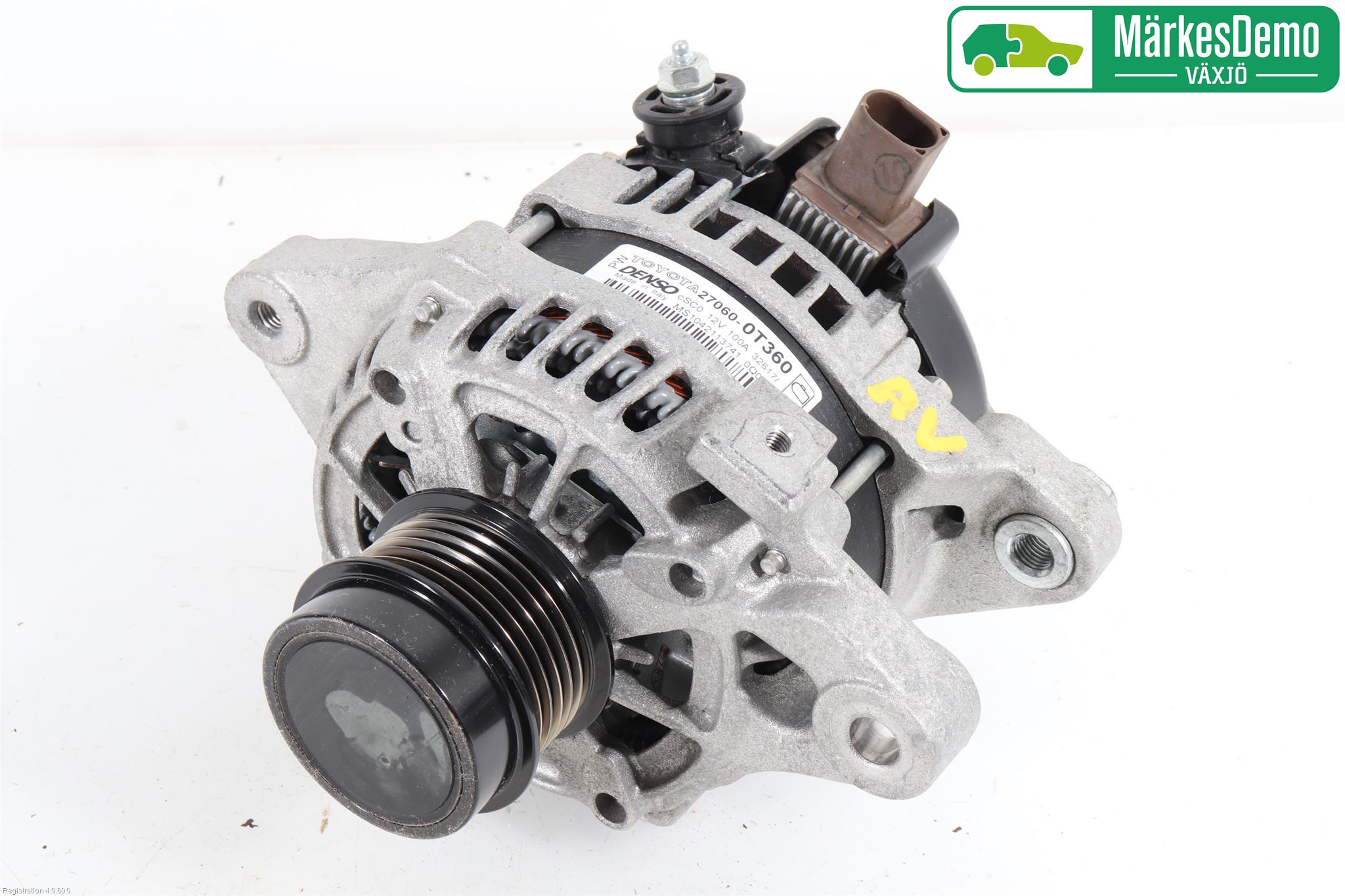 Toyota AVENSIS 16-18 Dynamo