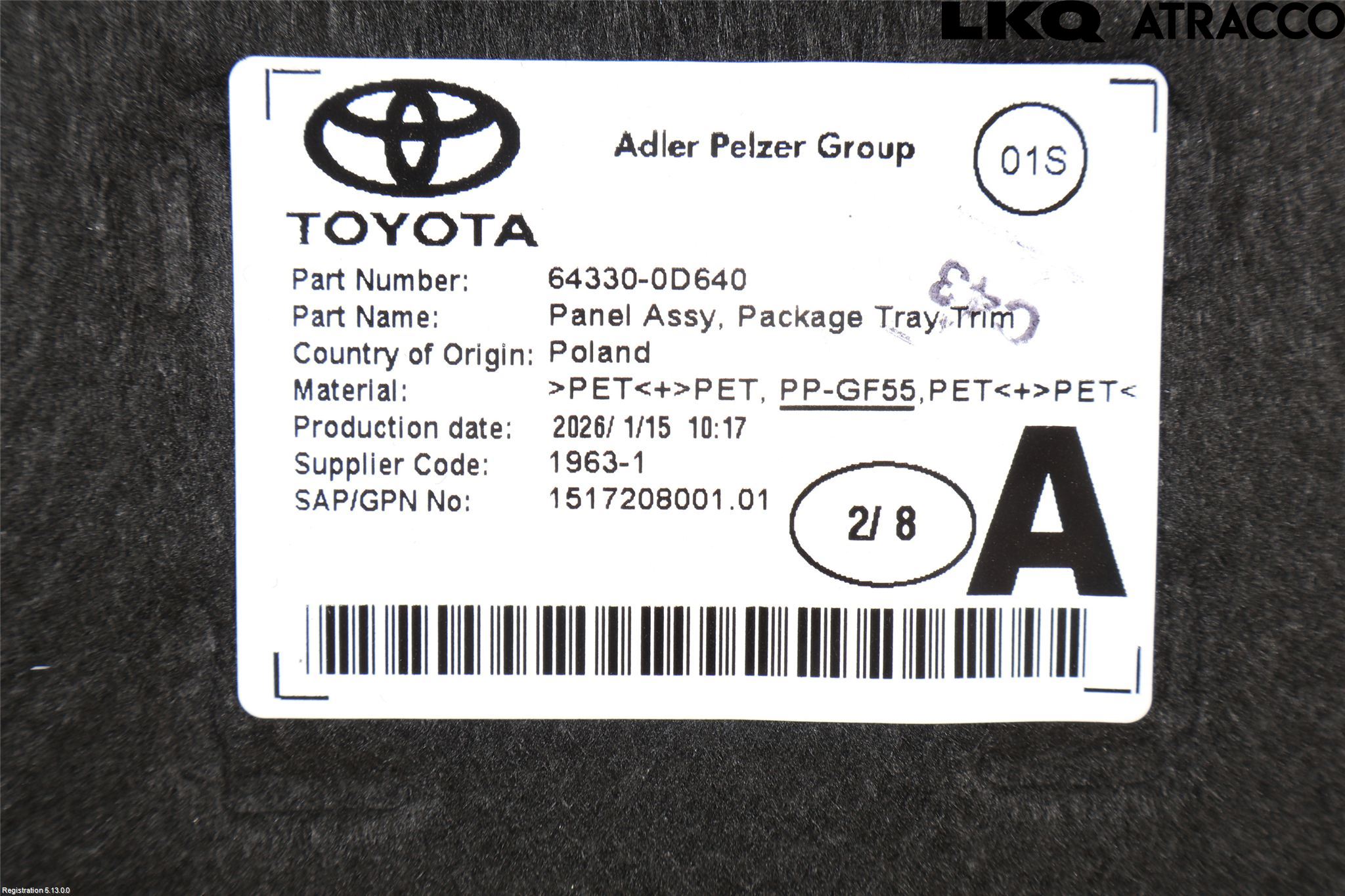 Toyota YARIS XP21 20- Innr Hattehylle