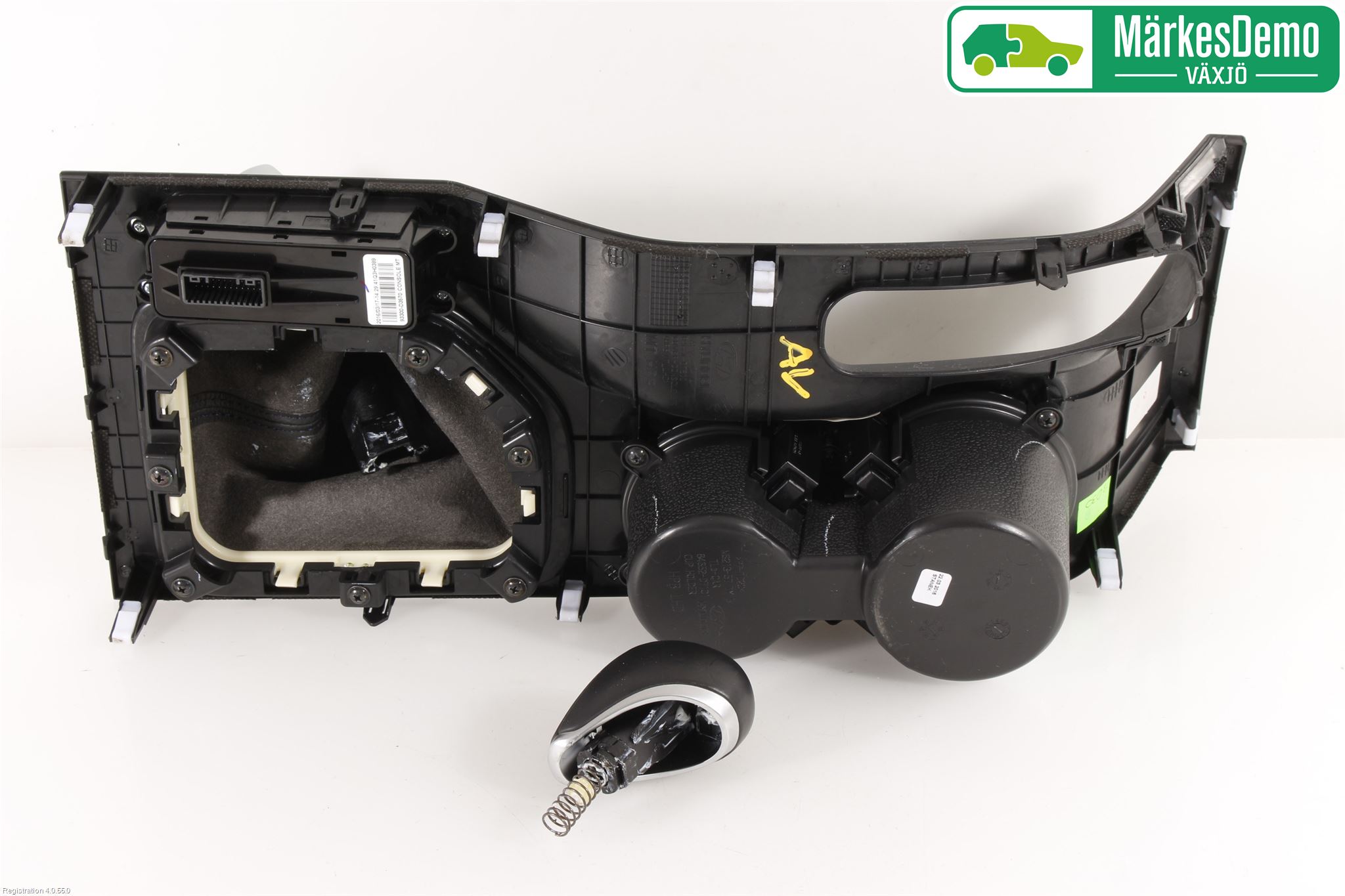 Hyundai TUCSON 05- Instrumentkonsoll Gulv
