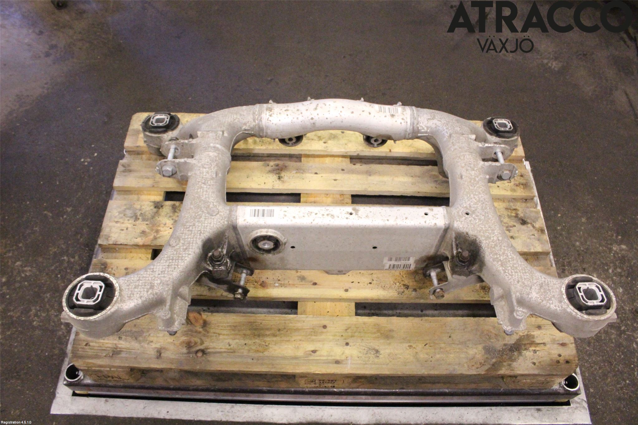 BMW 5 F10/F11/F18 09-17 Bakaksel Feste Travers-Ramme