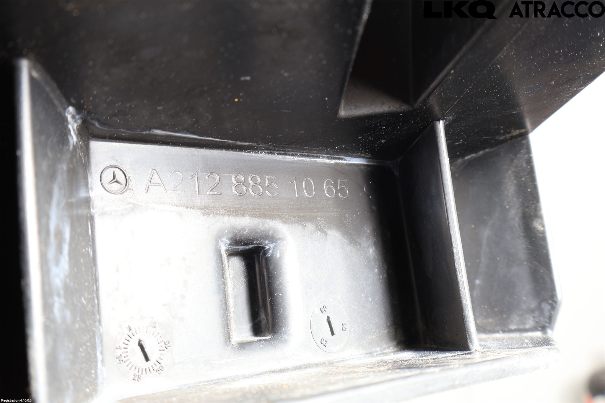 Mercedes-Benz MB E-KLASS (W212) 09-16 Støtfangerfeste Bak Høyre