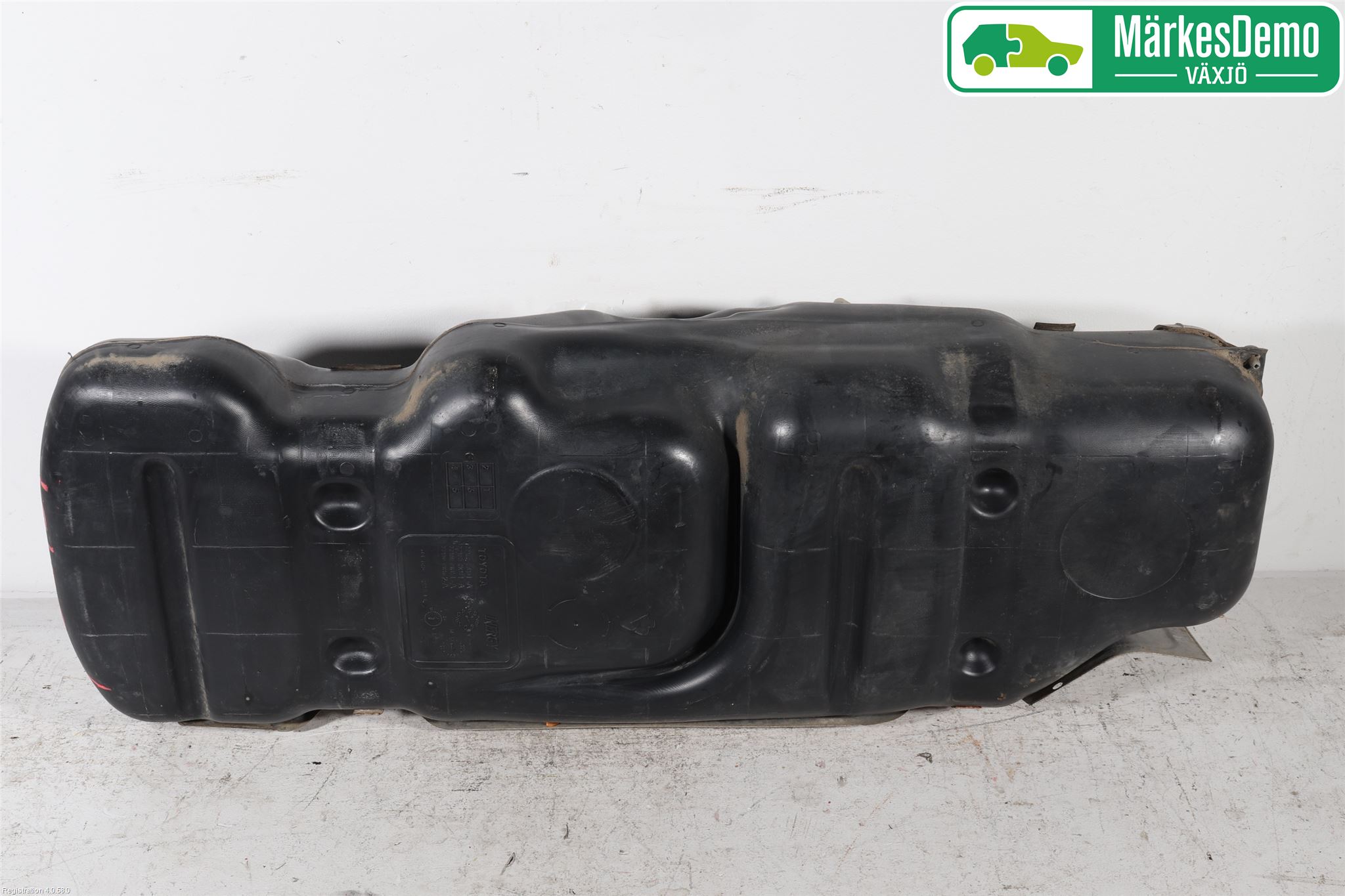 Toyota HILUX 05-16 Drivstofftank Diesel