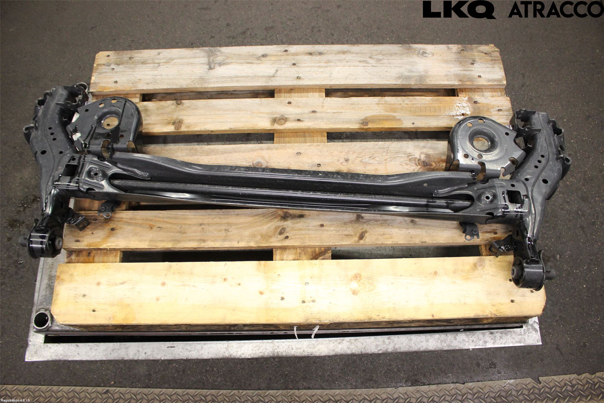 Toyota COROLLA CROSS XG10 22- Bakaksel Feste Travers-Ramme
