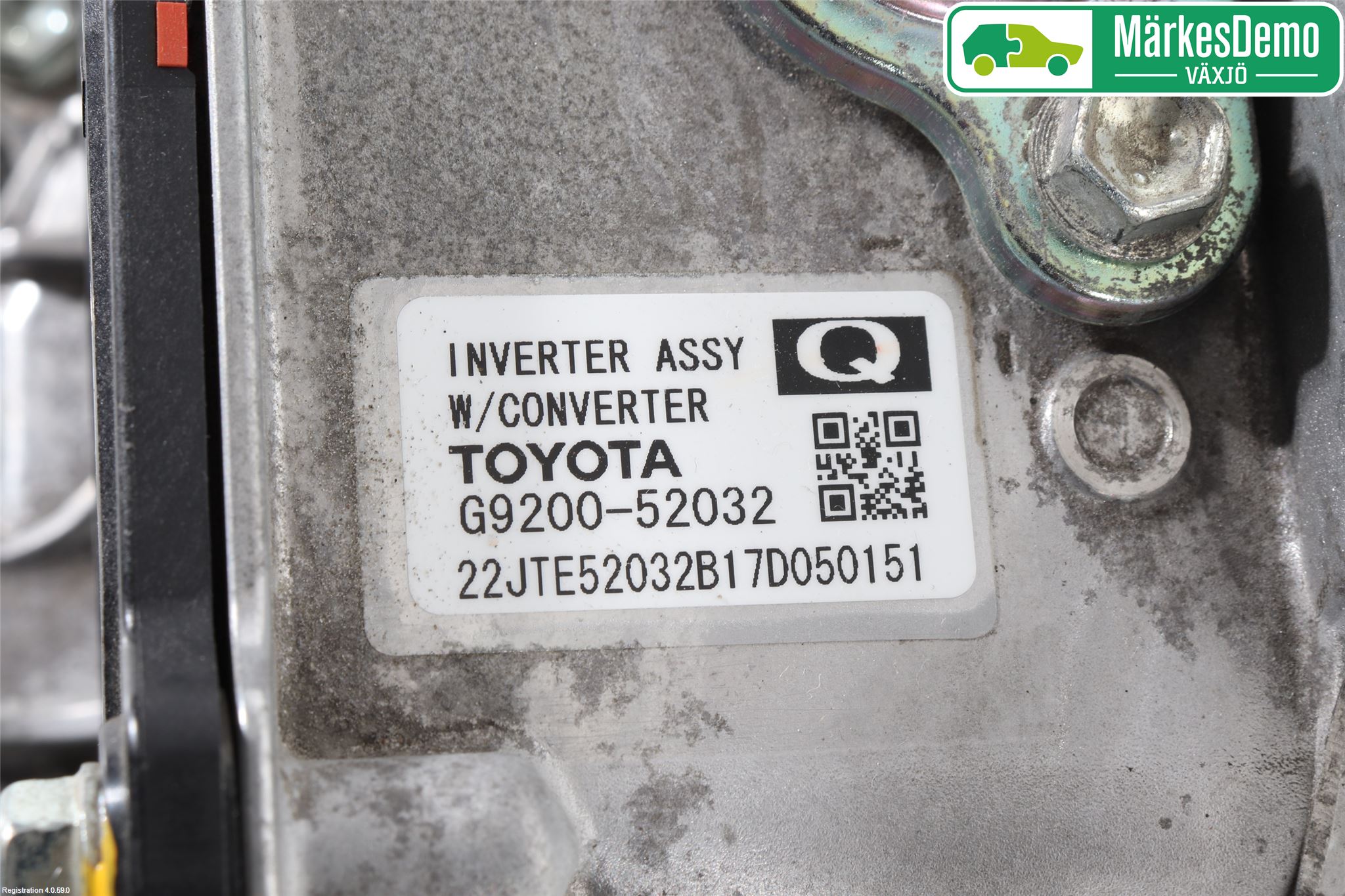 Toyota YARIS XP130 15-20 Hybridconverter