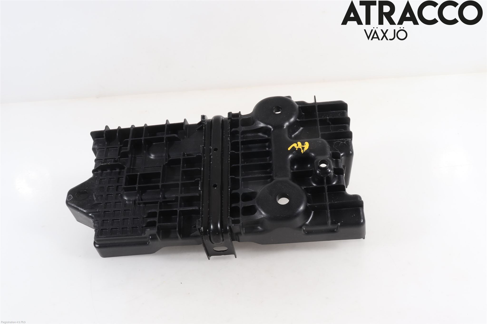 Suzuki SWIFT 17-24 Batterikasse - Feste - Holder