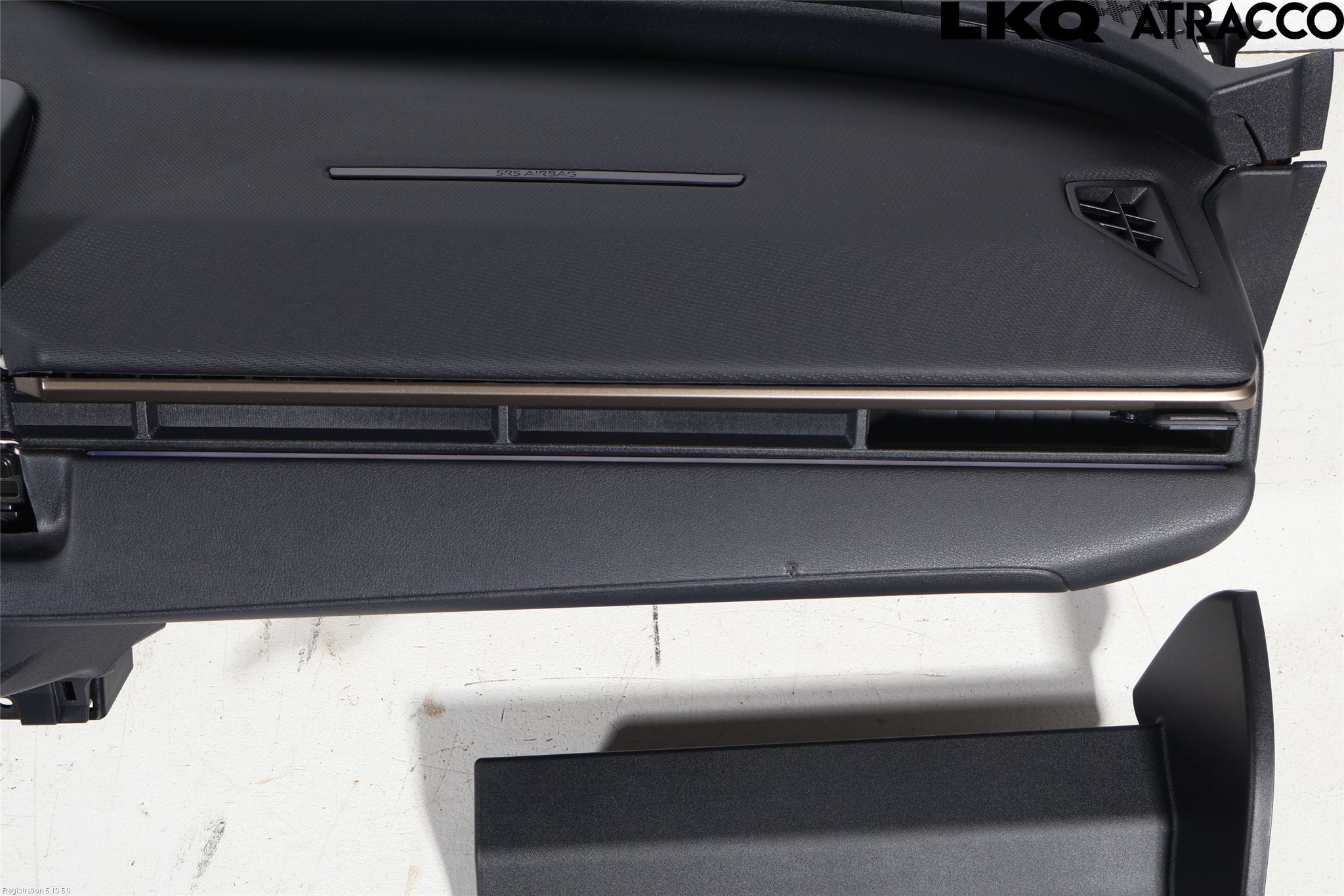 Toyota bZ4X EA10 22- Dashbord