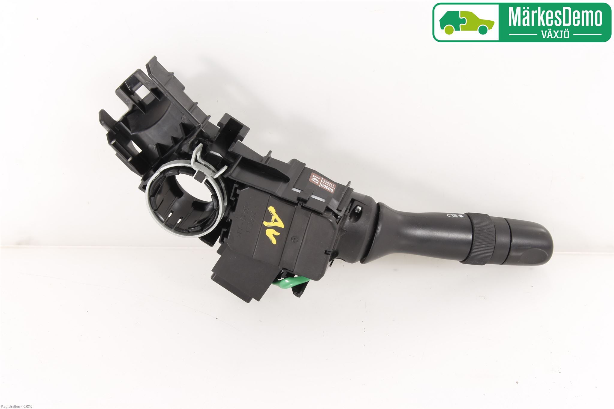 Toyota YARIS XP130 15-20 Bryter Ratt Blinklys - Lys