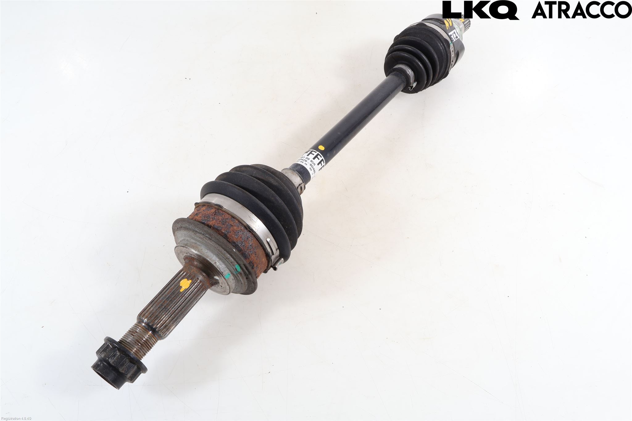 Toyota YARIS XP130 15-20 Drivaksel Foran Kompl Venstre