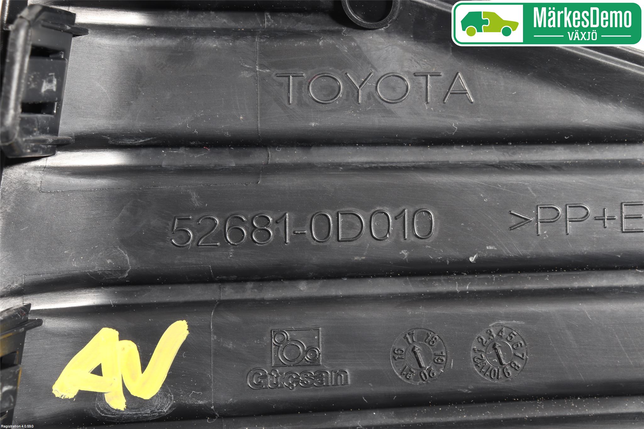 Toyota YARIS XP130 15-20 Støtfanger Bak Hjørne Høyre