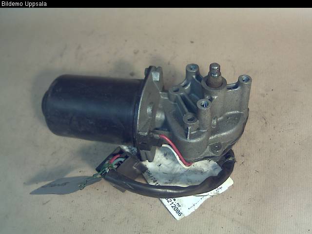 Mercedes-Benz MB VITO/VIANO (W638) 96-03 Viskermotor Frontrute