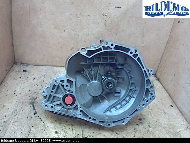 Opel CORSA D 07-14 Gearkasse 5 Trinn