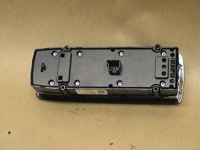 Mercedes-Benz MB C-KLASS (W204) 07-15 Bryter Vindusheis