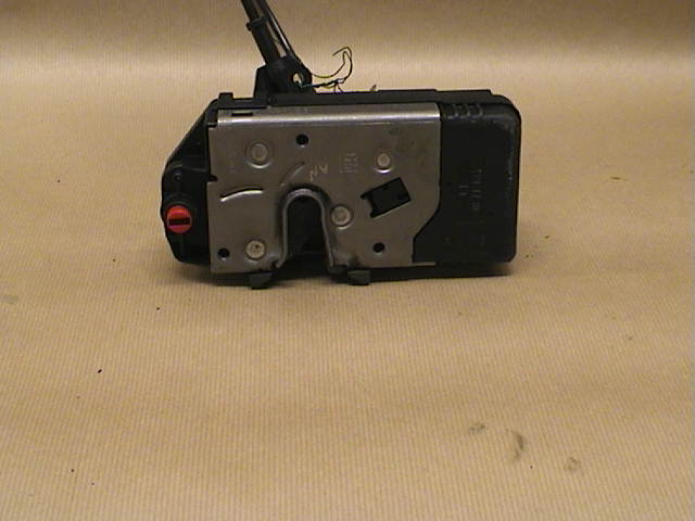 Opel CORSA C    00-06 Dørlås - Låsekasse