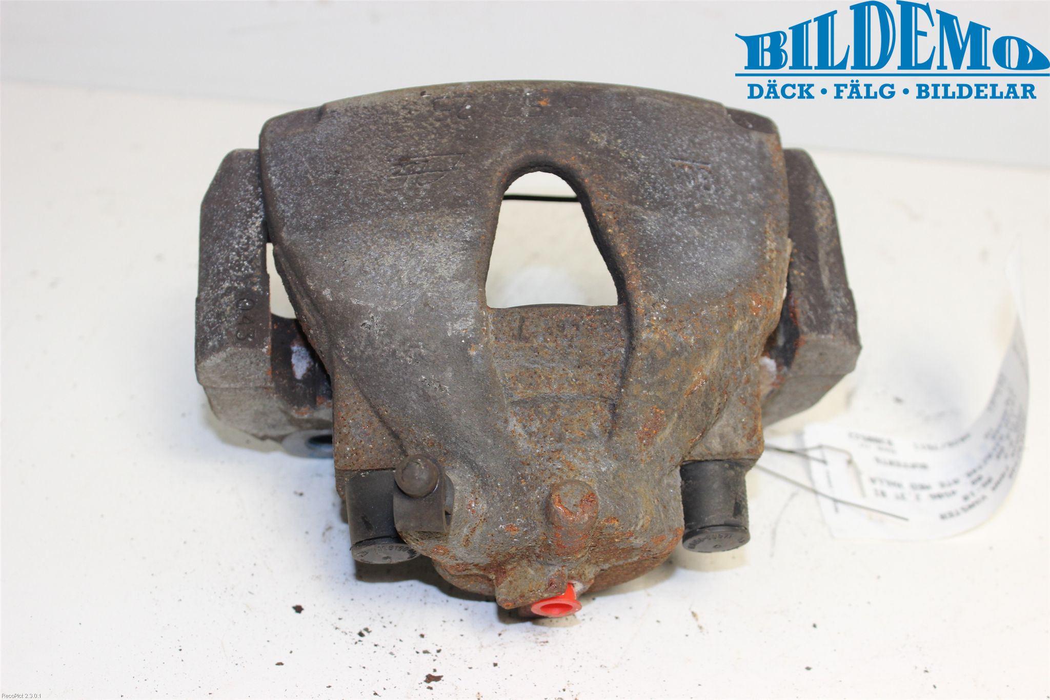 Saab 9-5     06-10 Bremsecaliper Foran Venstre