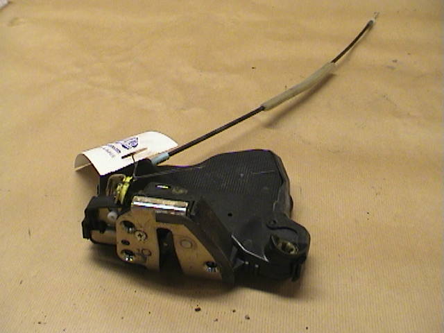 Toyota COROLLA 02-07 Dørlås - Låsekasse