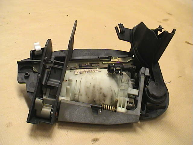 BMW 7 E65/66    00-08 Dørhandtak Ytre Venstre