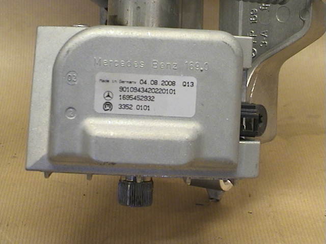 Mercedes-Benz MB B-KLASS (W245) 05-12 Rattakselaggregat Justerbart
