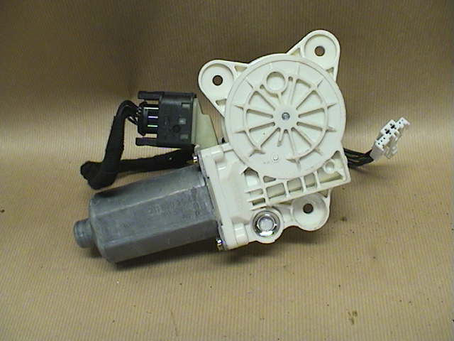 Mercedes-Benz MB E-KLASS (W211) 02-09 Vindusheismotor