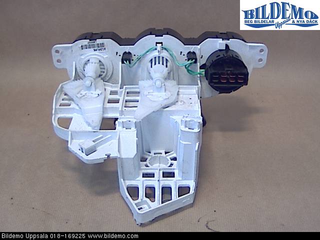 Kia PICANTO    04-11 Varme Ac Betjening-Display