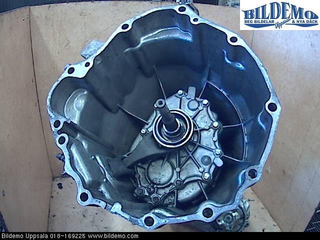 Nissan NAVARA 05-16 Gearkasse 6 Trinn